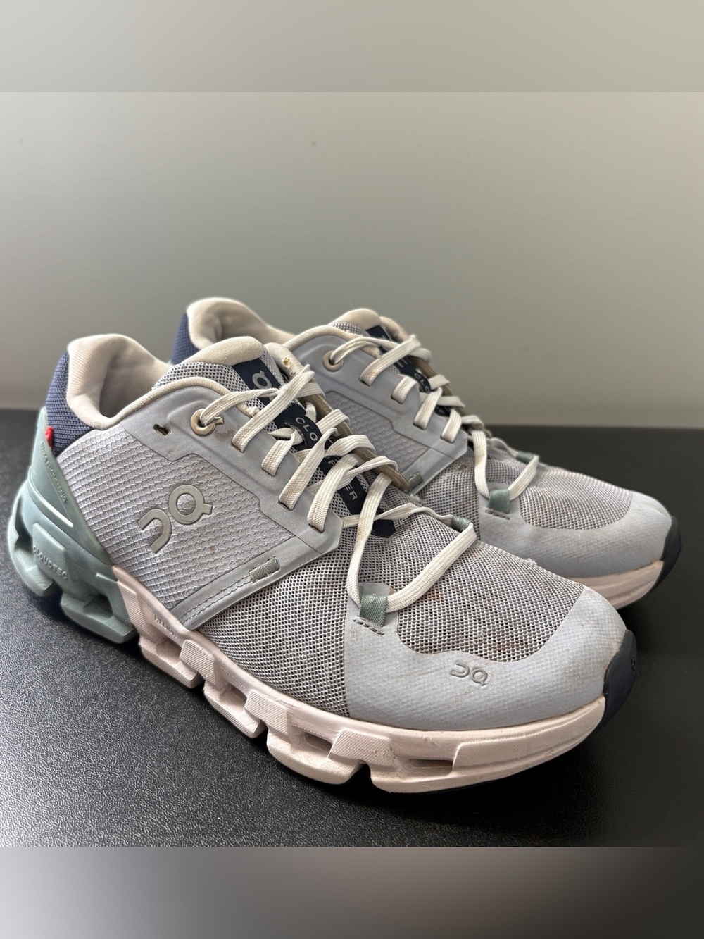 On Cloud Shoes Women's 7.5 Cloudflyer 4 Running Athletic Sneakers Nimbus Cobble
